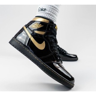 Nike Air Jordan 1 High Black Metallic Gold แท้ 100%