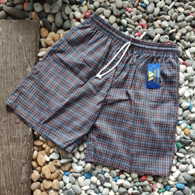 winner กางเกงขาสั้น ทรงยาว6L ลายสก๊อตเทา ใส่สบาย มีกระเป๋า