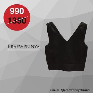 Praewprinya Classic Top
Size: Bust/Waist/Length 
SS:32/26/18
S:33/27/18
M:34/28/18
L:35/29/18.5