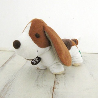 แท้ 100% จากญี่ปุ่น ตุ๊กตา สุนัข บาสเซ็ต ฮาวด์ Furi Furi Dogs Tail Shook Basset Hound Mascot Plush Doll