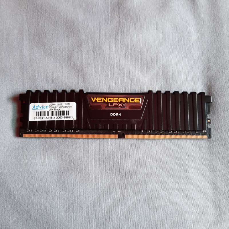 Ram 8 GB Corsair Vengeance LPX (2666)(มือสอง)