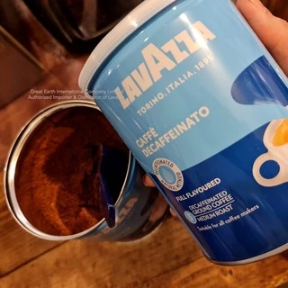 Lavazza Caffe Espresso Ground Coffee 250g ลาวาซซ่า กาแฟคั่วบด แคฟเฟ่ เอสเพรซโซ่ ขนาด 250 กรัม EXP:2027