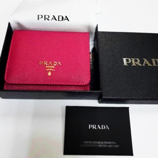 💞 งานพรีเมี่ยมกิ้ฟ จากต่างประเทศ  กระเป๋าสตางค์จากแบรนด์ PRADA  🍭