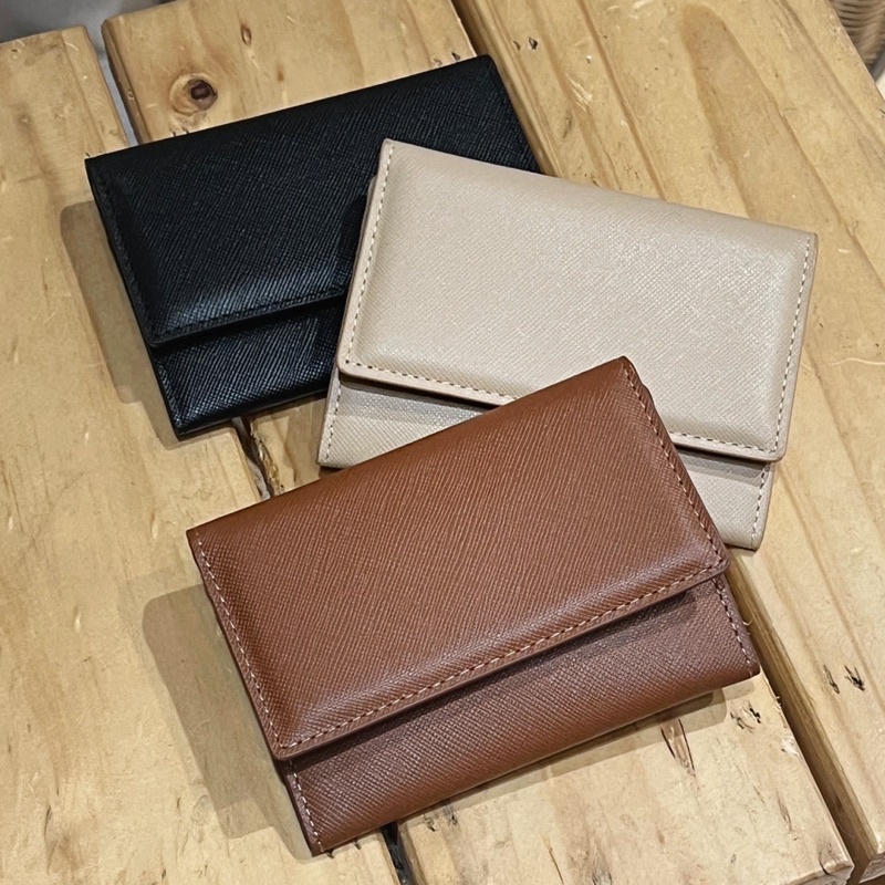 Aiko Mini Wallet - กระเป๋าสตางค์ 2 พับที่เรียบง่ายและกะทัดรัด - ออกแบบโดย Ouithbrand