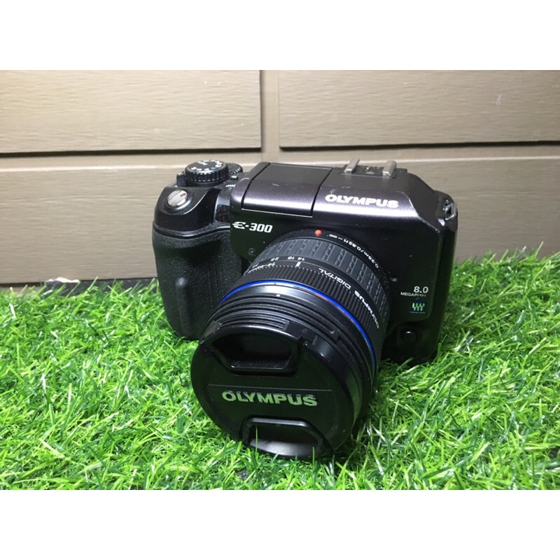 Olympus E-300 กล้องดิจิตอล SLR ระบบโฟกัสออโต้ 3 จุด
