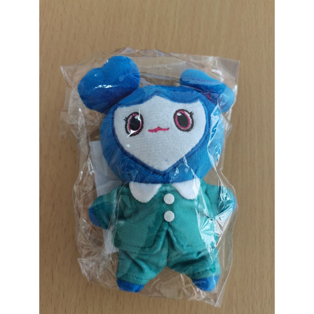 TWICE JAPAN AND KOREA MERCH