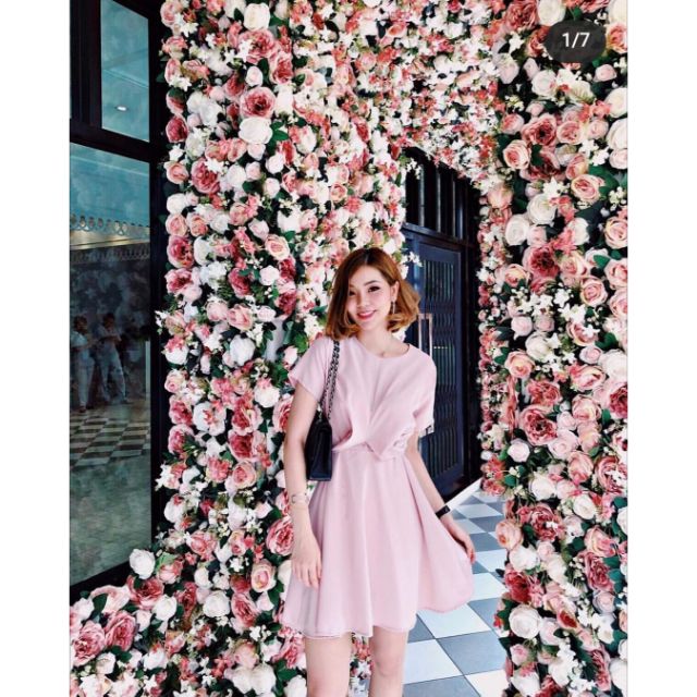 เดรสน่ารักๆผ้าดี จากร้าน yqkoreanshop ค่า