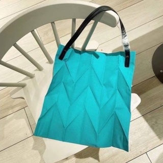 BAO BAO ISSEY MIYAKE X LITTALA TOTE BAG LIMITED EDTION กระเป๋าผ้าสะพายไหล่ ทรงโท้ท shopping ขนาด 15x16 นิ้ว แบรนด์บาวบาว