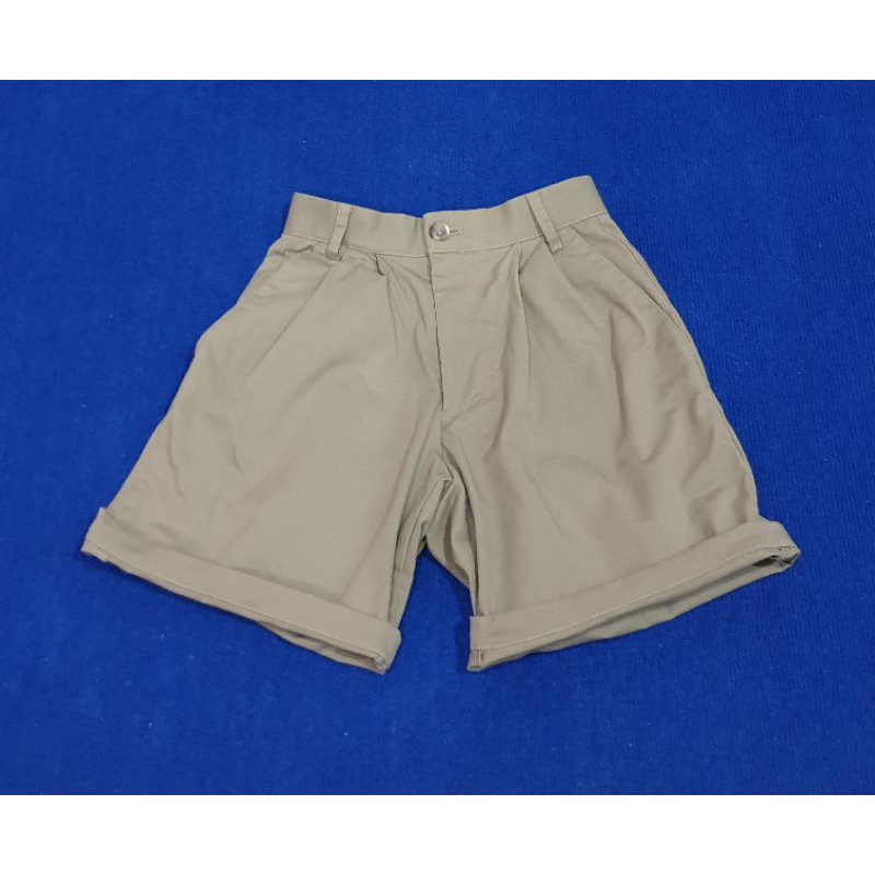 กางเกงขาสั้น ทรงลุง Dockers'