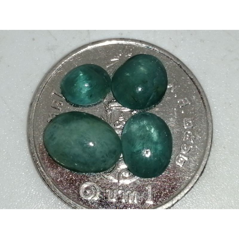 พลอยบลูอะพาไทต์ (Blue Apatite)