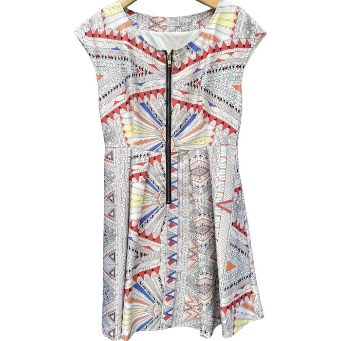 เดรสลายกราฟฟิก  OPAQUE CLIP 🔸สินค้าพร้อมส่งจ้า🔸