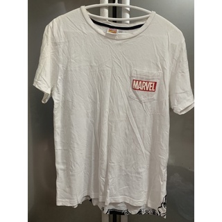 เสื้อยืด MARVEL สีขาว มือสองสภาพดี