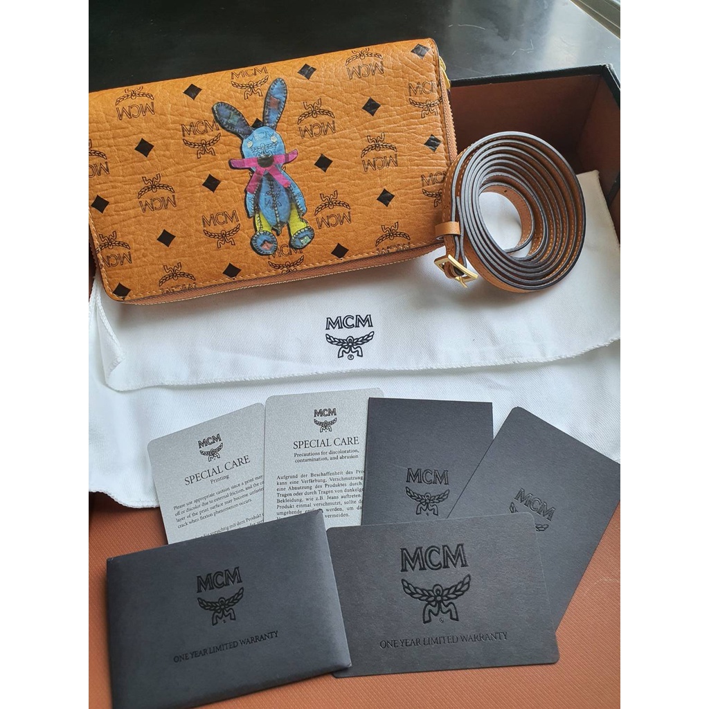 MCM RABBIT ZIP AROUND WALLET 2ซิป (พร้อมสาย)