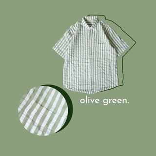 เสื้อเชิ้ตแขนสั้น สีเขียวขาว ลายทางตรง รุ่น Green Olive