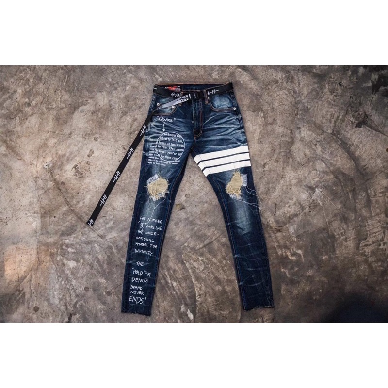 “Quotes” White Leatehr