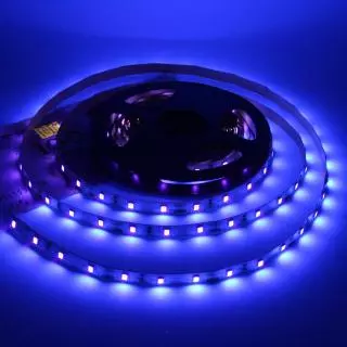 12v UV LED Strip อัลตราไวโอเลต 395-405nm 2835 SMD 60leds 120leds กันน้ํา 2pin สายไฟดําเนินการเทปโคมไฟสําหรับ DJ Fluorescence Party
