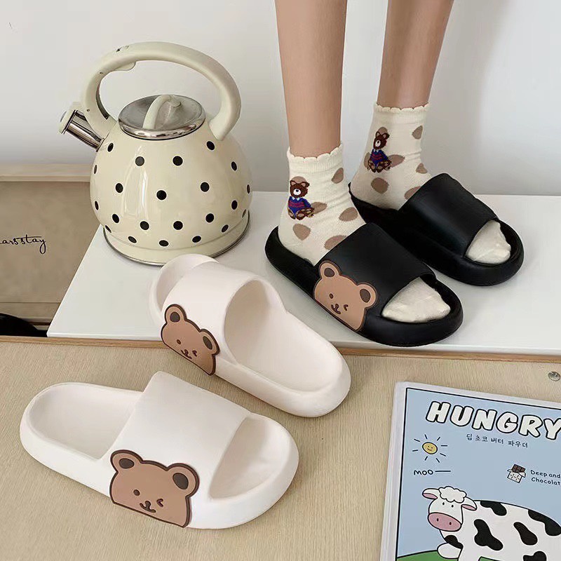 พร้อมส่ง รองเท้าแตะแฟชั่นใส่นิ่มสบาย รองเท้าผู้หญิง รองเท้าแตะ ลายน้องหมี น่ารัก กันลื่น