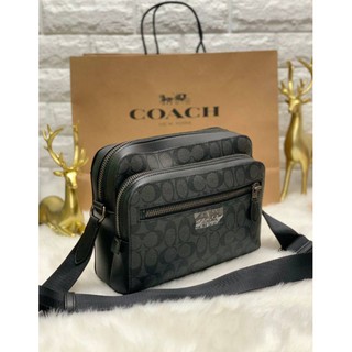 COACH WEST CAMERA BAG IN SIGNATURE ((91485))