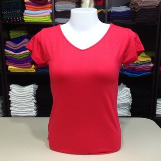 Chotyshop พร้อมส่ง เสื้อยืดคอวี สีแดง size "M"