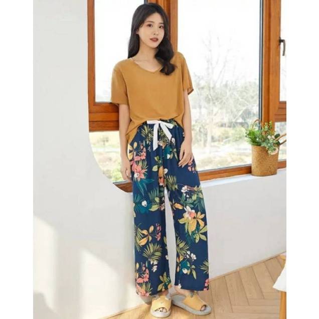 🌸ลายเยอะ 50 ลาย กางเกงขายาวผ้านิ่ม🌸 สไตล์เกาหลี ทรงบานพิมพ์ลายสวย ใส่สบายๆ กางเกงใส่นอน กางเกงลายดอก 🌸#B2 - รูปที่ 2