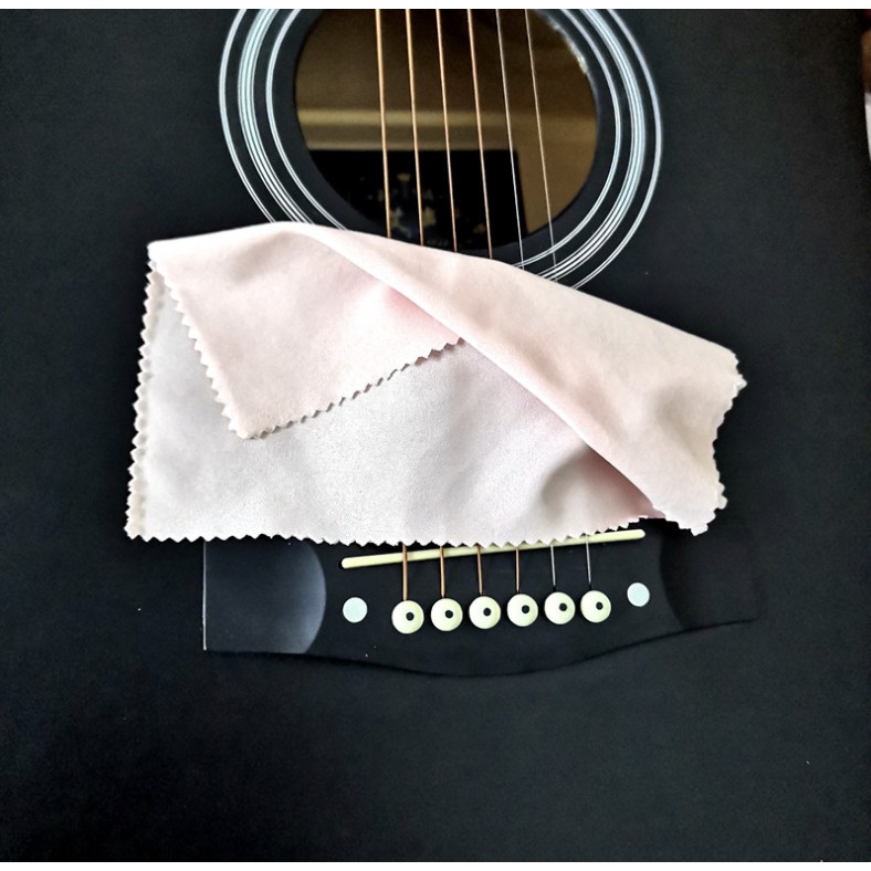 ผ้าเช็ดกีต้าร์ ผ้าเช็ดกีตาร์  อูคูเลเล่ ถูคีย์บอร์ด ขัดเครื่องดนตรี Guitar Cloth Wipe