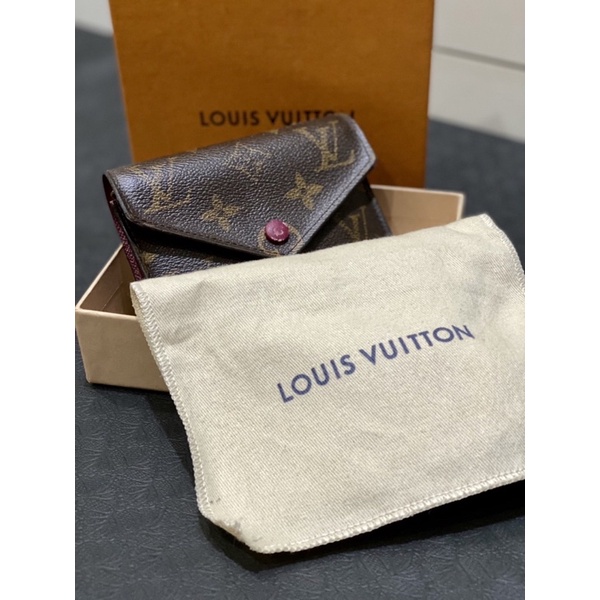 Louis Vuitton Victorine wallet มือ 2