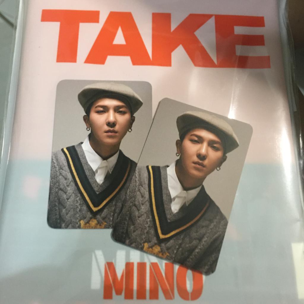 Pc Mino Take Pob Ktown (หนังสือ)