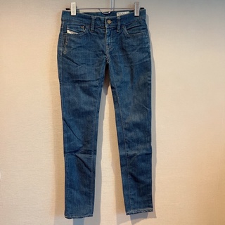 Diesel jeans รุ่น LIV size 25 แท้ล้าน% จากช้อปอเมริกา ผ้ายีนส์ไม่ยืด