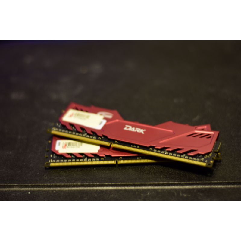 RAM 4gb 2ตัว (แรมพีซี) Team Dark DD3/1600  CL9-9-9-24 1.5v
