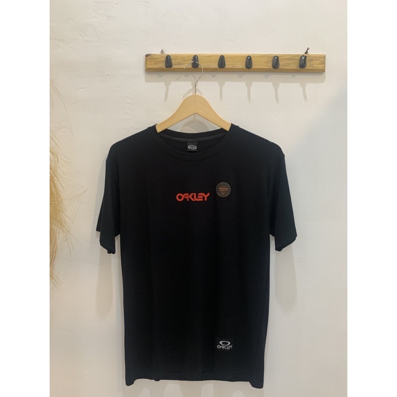 เสื้อยืดเด็กชาย OKLEY