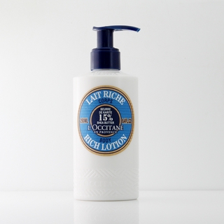 L  Occitane Shea Butter Body โลชั่นเพิ่มความชุ่มชื้น 250 มล .