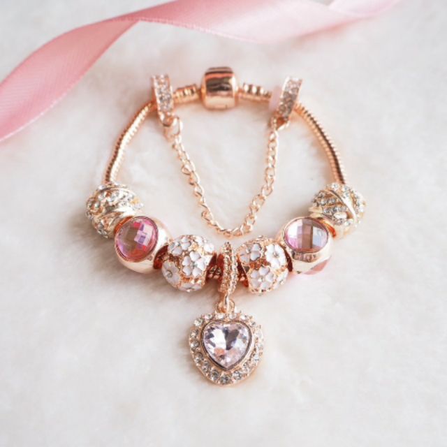 Pandora(กำไลแพนโดร่า)