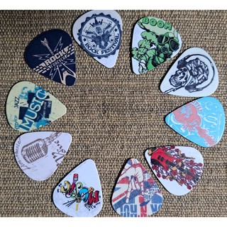 ปิ๊กกีต้าร์คละลาย 1 ชุด(10 ชิ้น) guitar pick