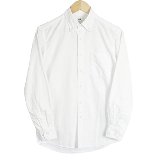 เสื้อเชิ้ต สีขาว Uniqlo ผ้า Oxford