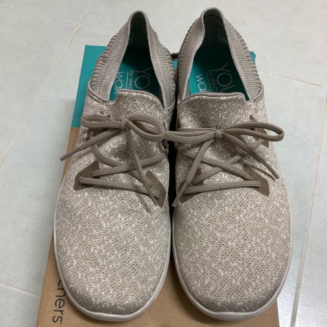used #skechers แท้ รุ่น Goga max You 14964 สภาพ 90% ใส่น้อย นิ่มมาก sz. EUR38 USA8 #sketcher