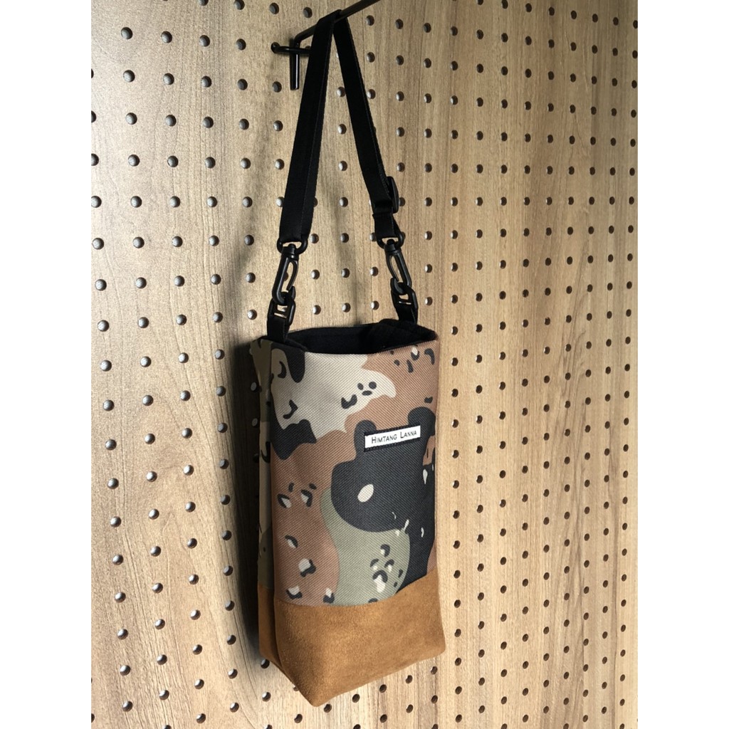 CAMOUFLAGE PATTERNS Cup bags กระเป๋าใส่แก้วน้ำ  ลายพรางเท่ห์ๆ กับก้นผ้าหนังกลับ