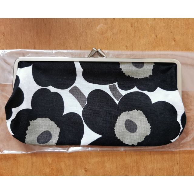 กระเป๋าสตางค์ marimekko ของแท้จากญี่ปุ่น ราคา 790 บาทเท่านั้นค่ะ | Shopee  Thailand