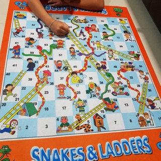 Snakes&amp;Ladders Mat + Dice box