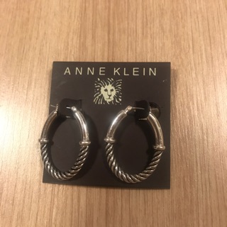 ต่างหู Anne klein