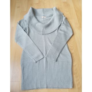 Used!! เสื้อไหมพรมยี่ห้อ Haas freesize สีเทากริสเตอร์