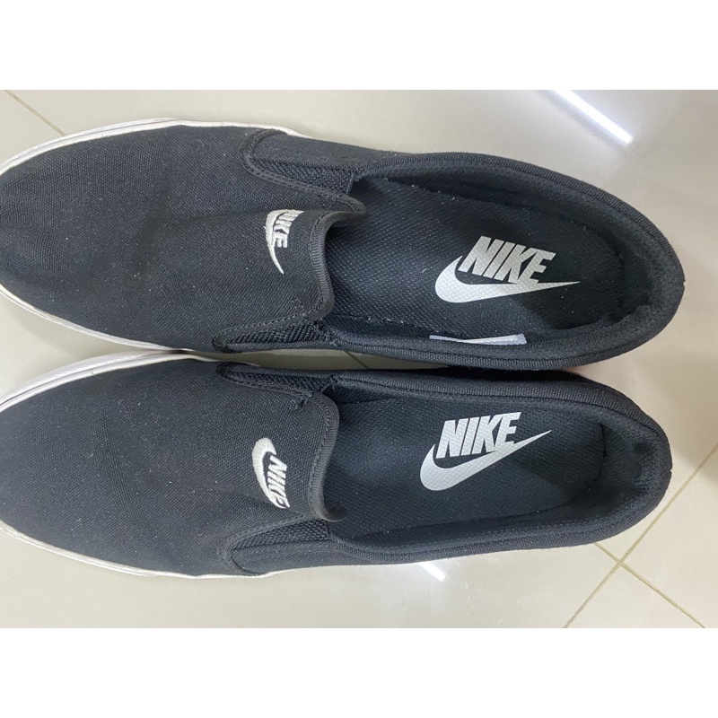 Nike Toki Slip-on ไนกี้สลิปออน