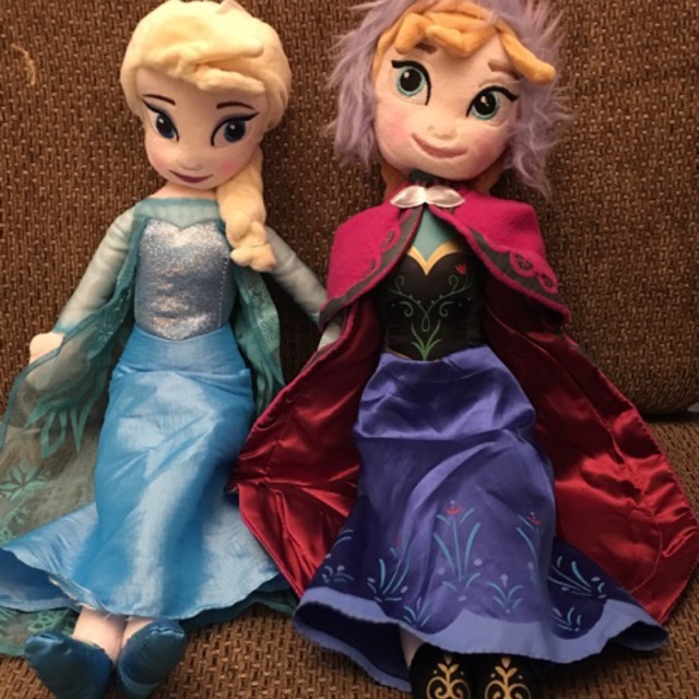 ตุ๊กตาตัวนิ่ม Elsa & Anna