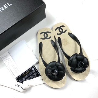 รองเท้าแตะแบบหนีบ ChANEL CAMELIA  FLAT SHOES