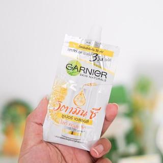 Garnier Light Complete  Vitamin C Super Essence 7.5 ml x 6ซอง