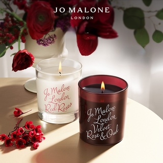 Jo Malone London เทียนหอมอโรมาเธอราพี กํามะหยี่ กลิ่นกุหลาบ และไม้มะเกลือ ของขวัญมือ 200 กรัม