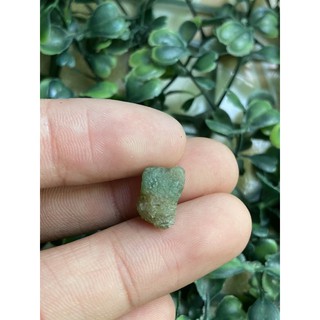 (B) พลอยดิบแท้ อความารีน(Aquamarine)พลอยธรรมชาติ 100% น้ำหนัก 5.50 กะรัต / ซื้อ 10 ฟรี 1 ทันที !!