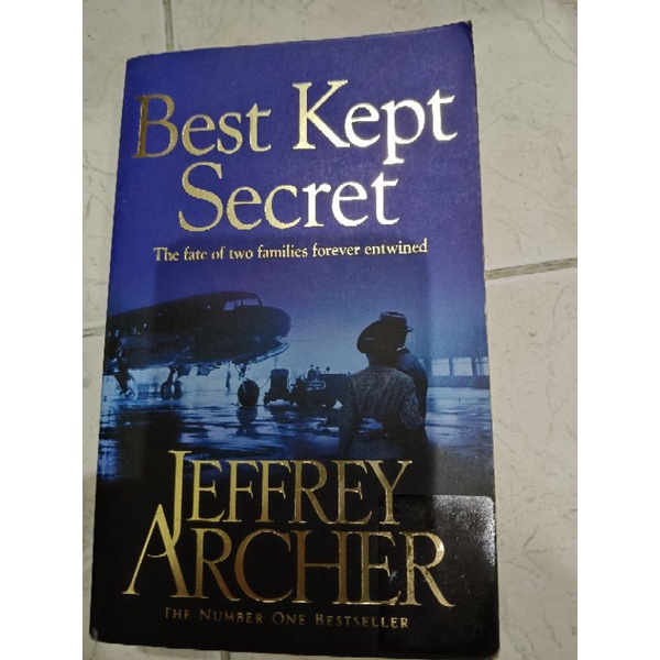 Best Kept Secret โดย Jeffrey Archer (ก่อนรัก)