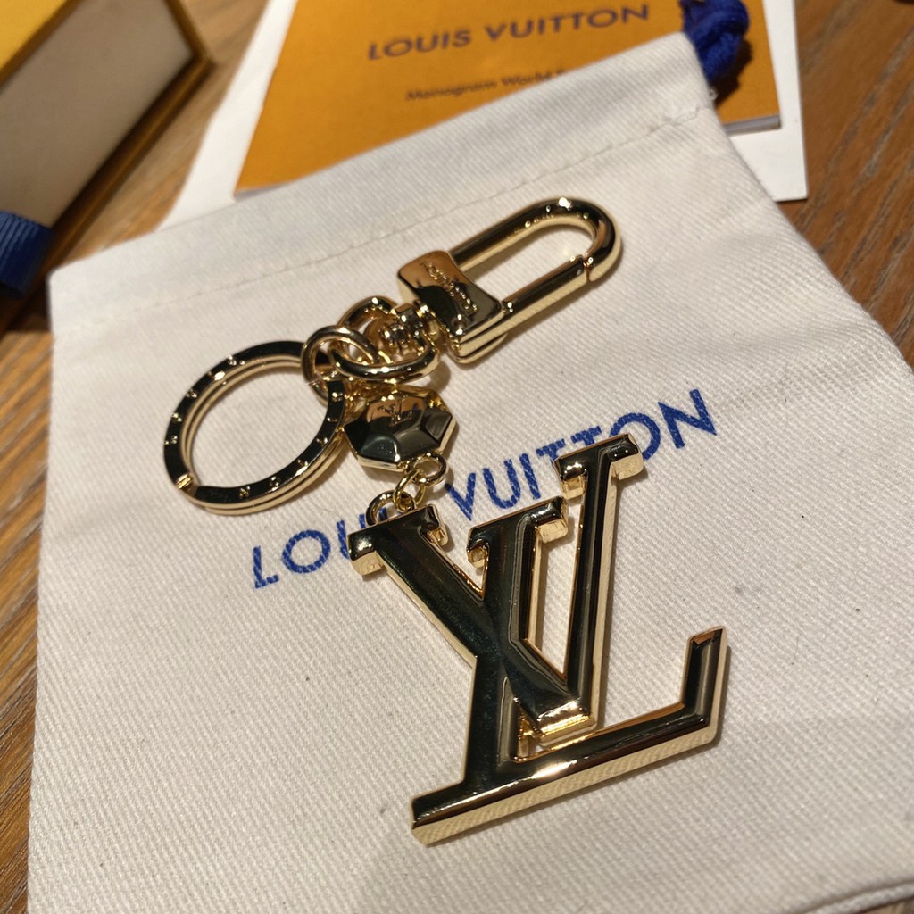 [การจัดซื้อ] Louis Vuitton M65216 LV พวงกุญแจ MONOGRAM DELIGHT ตกแต่งกระเป๋าและพวงกุญแจ LV พวงกุญแจต