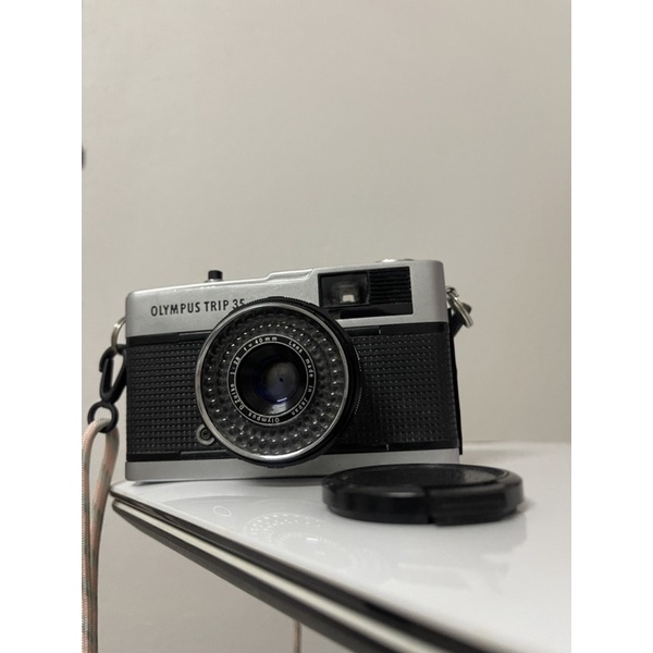 Olympus Trip 35 กล้องฟิล์มมือสอง