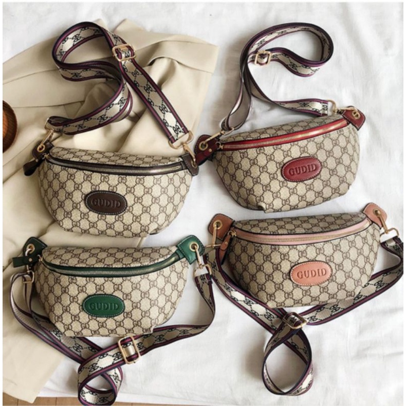 ลดพิเศษ (จัดส่งทันที) กระเป๋าคาดอกผญ กระเป๋าคาดเอวผญ งานสวยตรงปกหนังดีมีซิปหลัง